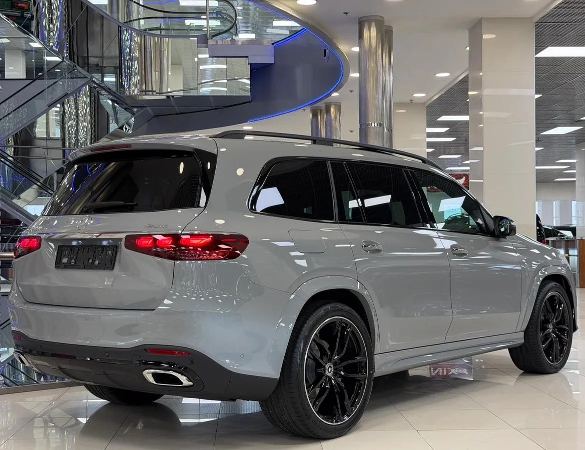 Mercedes-Benz GLS - фото 6