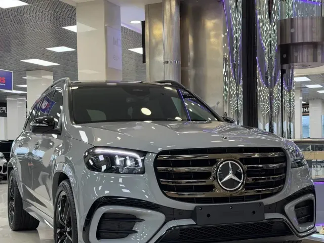 Mercedes-Benz GLS - фото 1