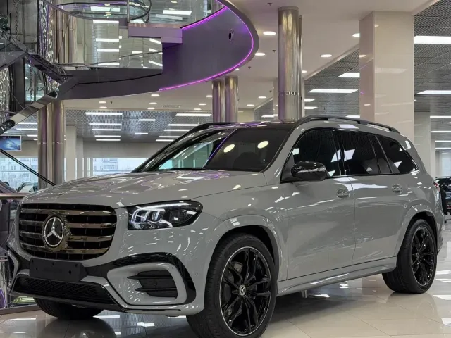 Mercedes-Benz GLS - фото 3