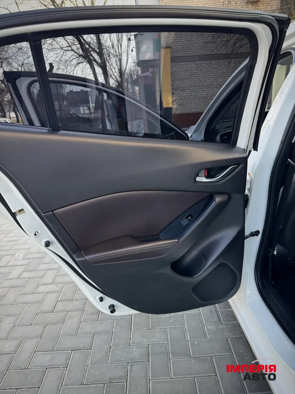 Mazda 3 - фото 25