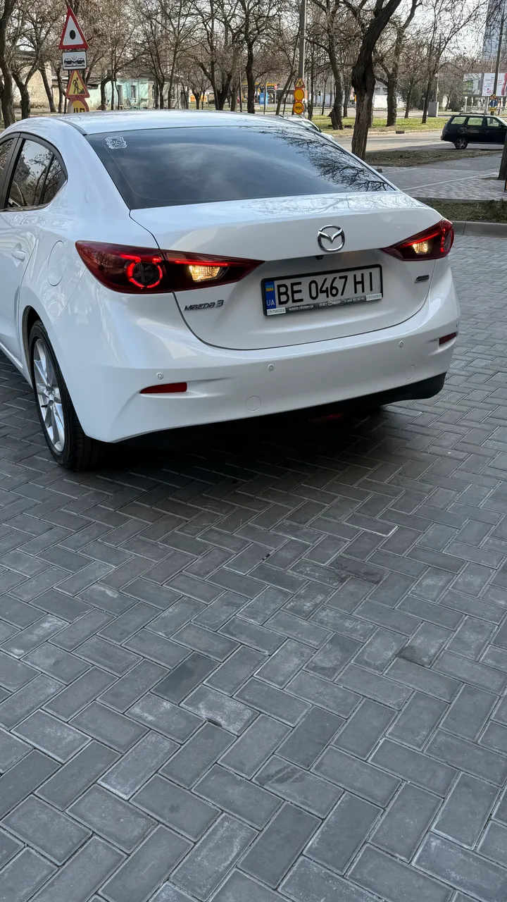 Mazda 3 - фото 13