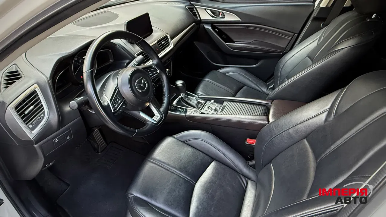 Mazda 3 - фото 20