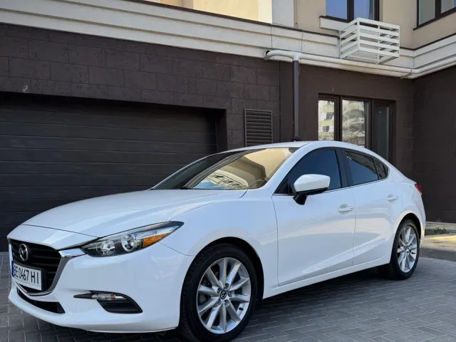 Mazda 3 - фото 1