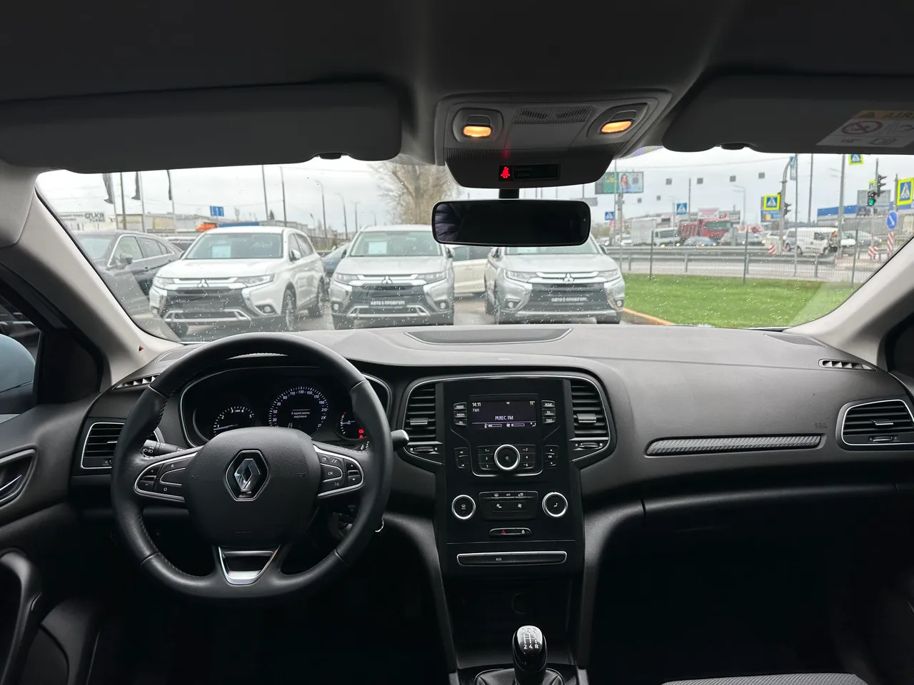 Renault Megane - фото 14