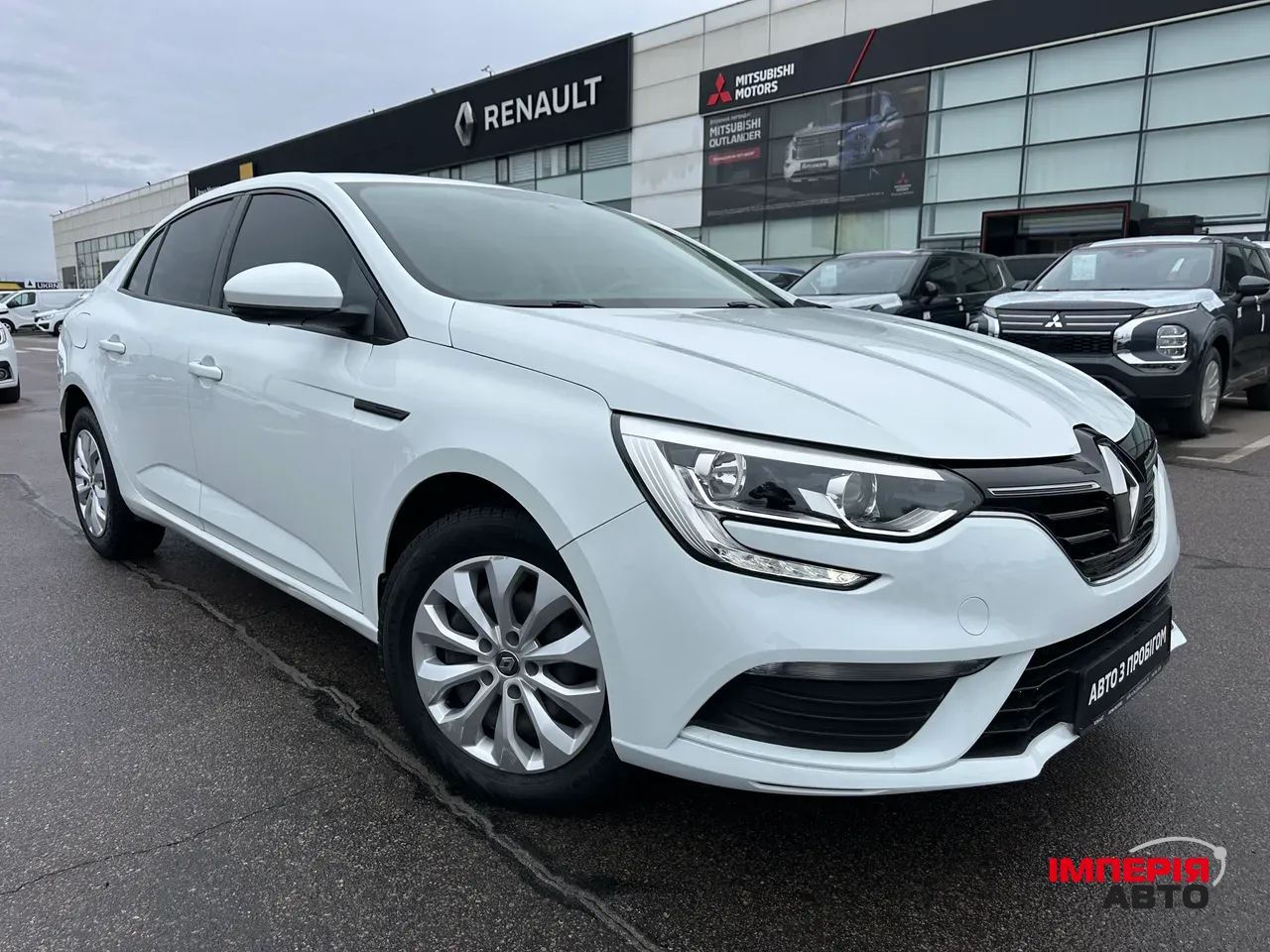 Renault Megane - фото 1