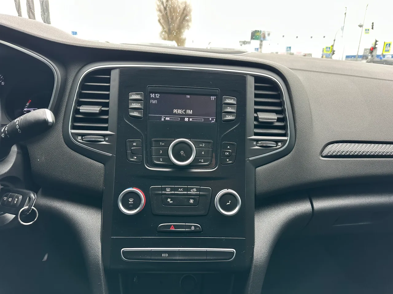 Renault Megane - фото 16