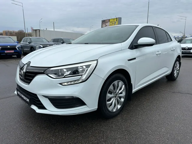 Renault Megane - фото 3