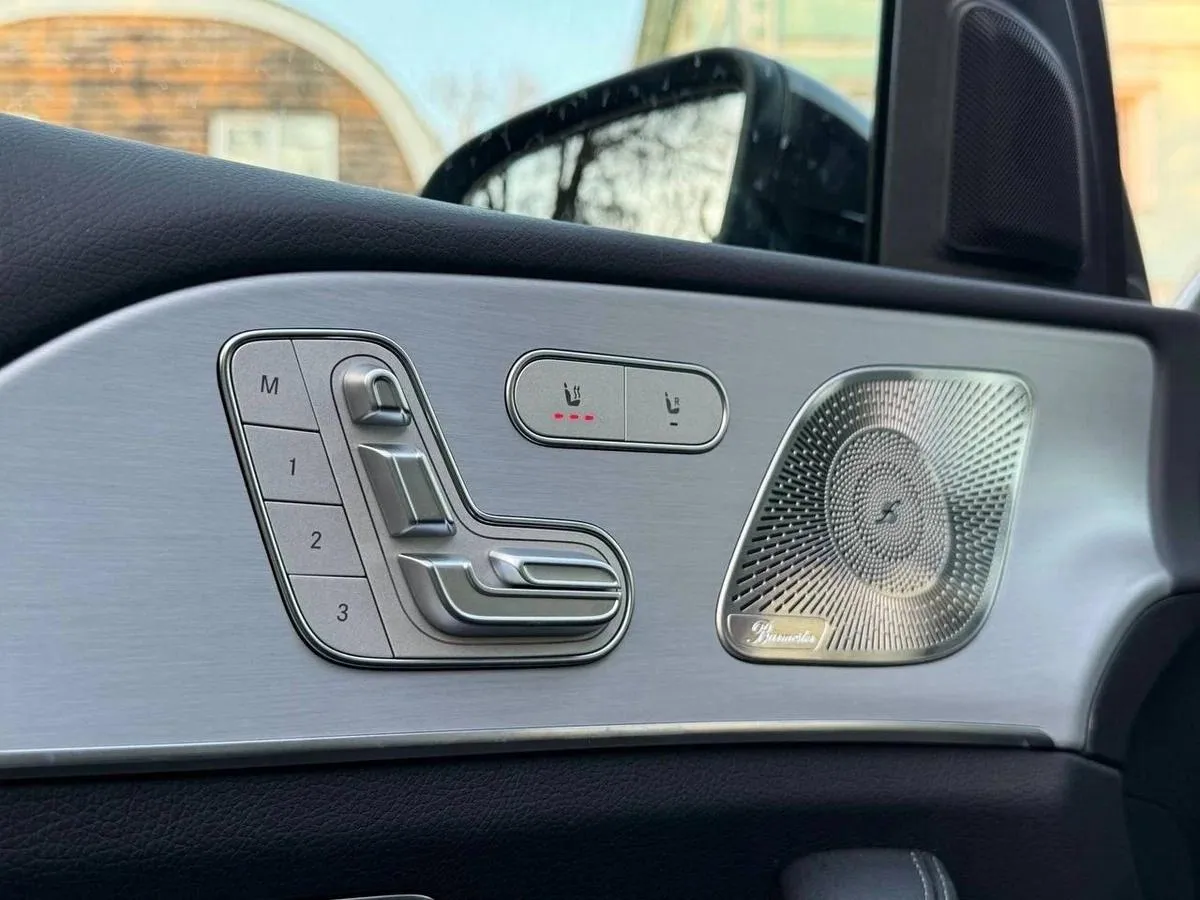 Mercedes-Benz GLE - фото 8