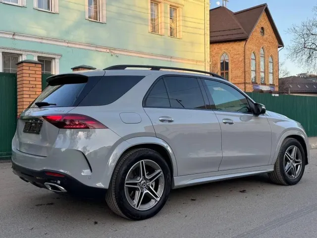 Mercedes-Benz GLE - фото 4