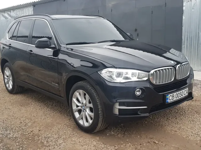 BMW X5 - фото 2