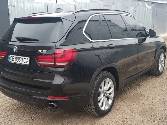 BMW X5 - фото 3