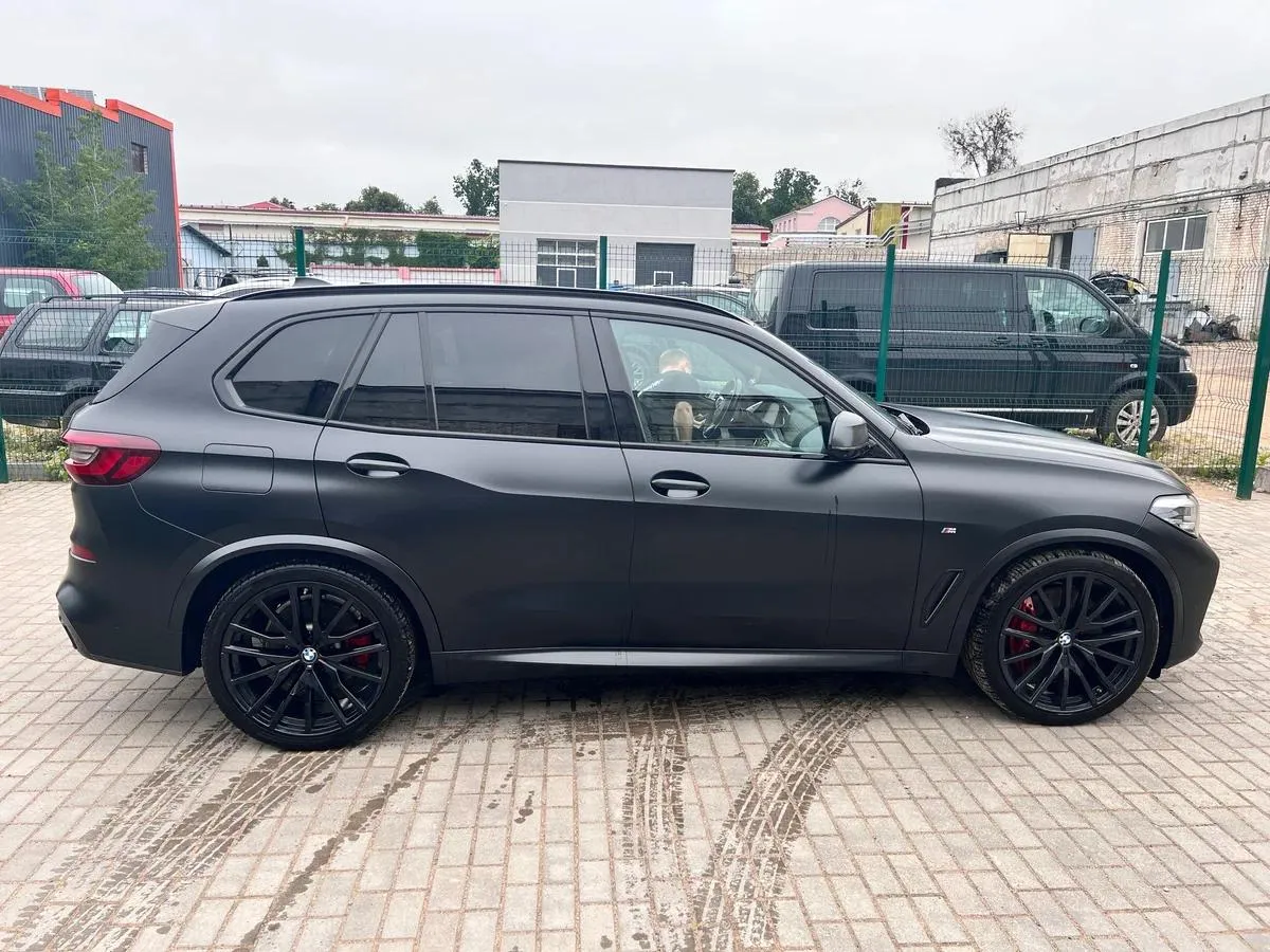 BMW X5 - фото 3
