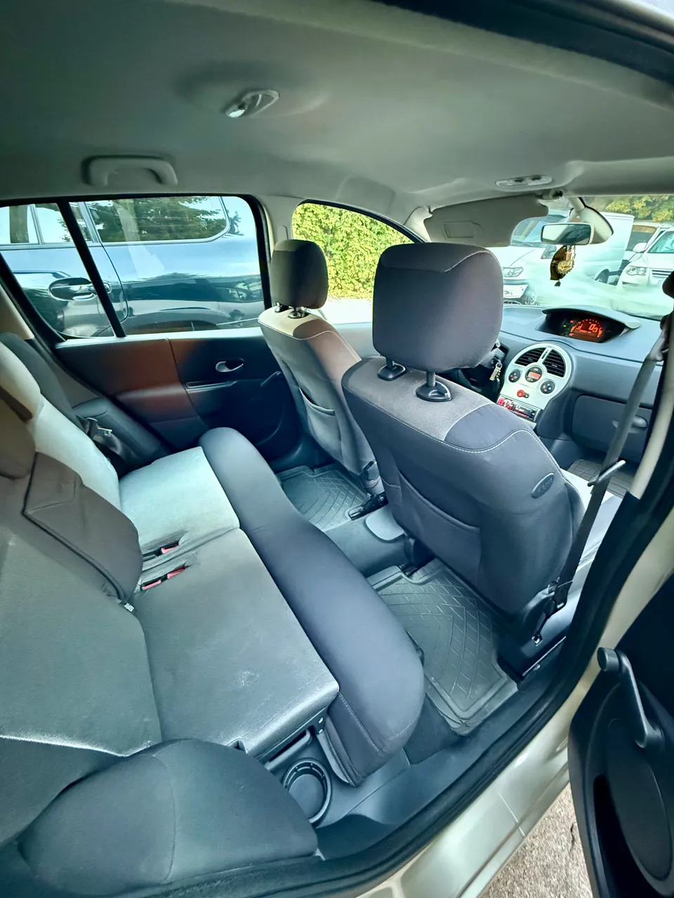 Renault Modus - фото 9