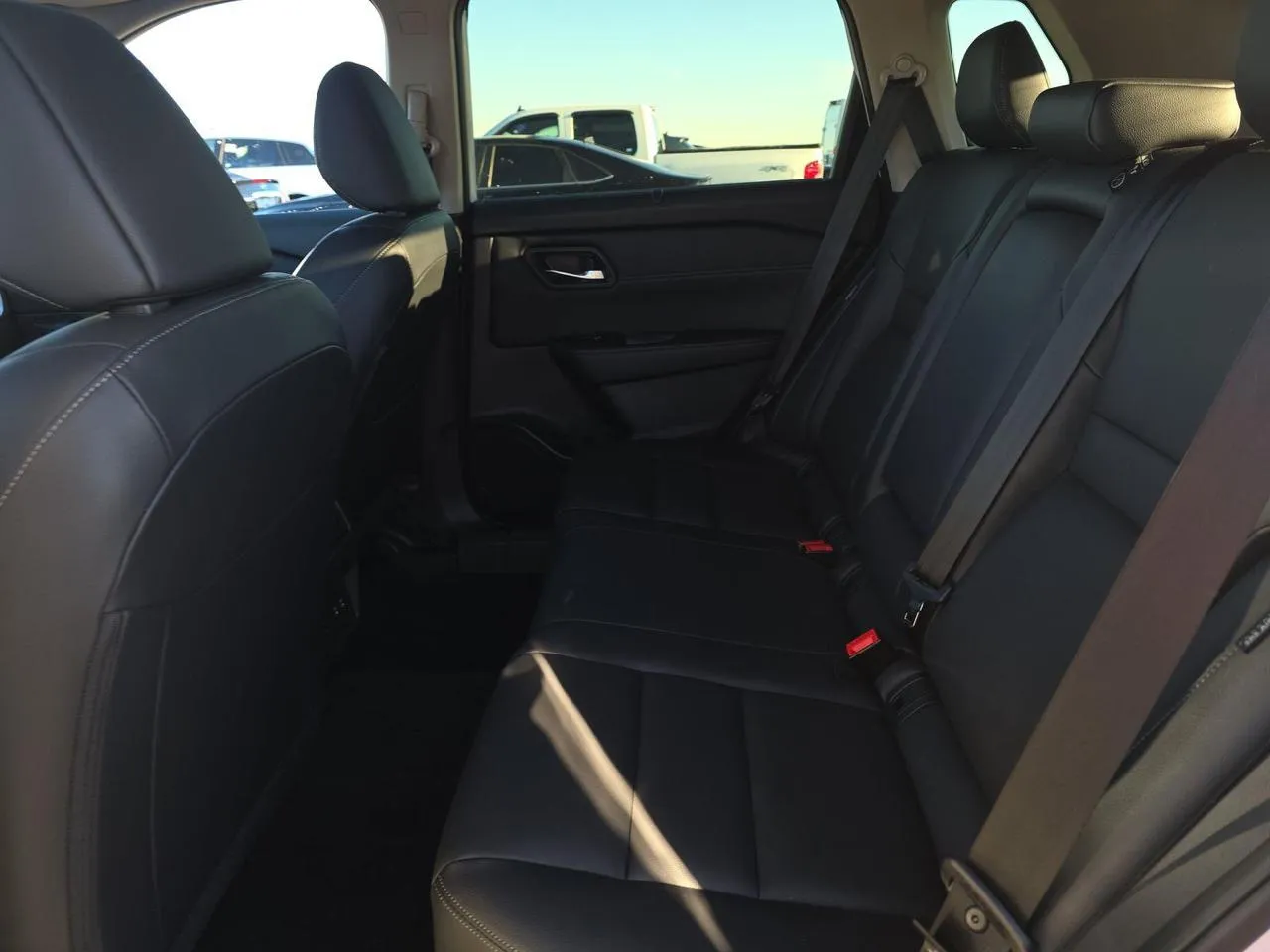 Nissan Rogue - фото 8