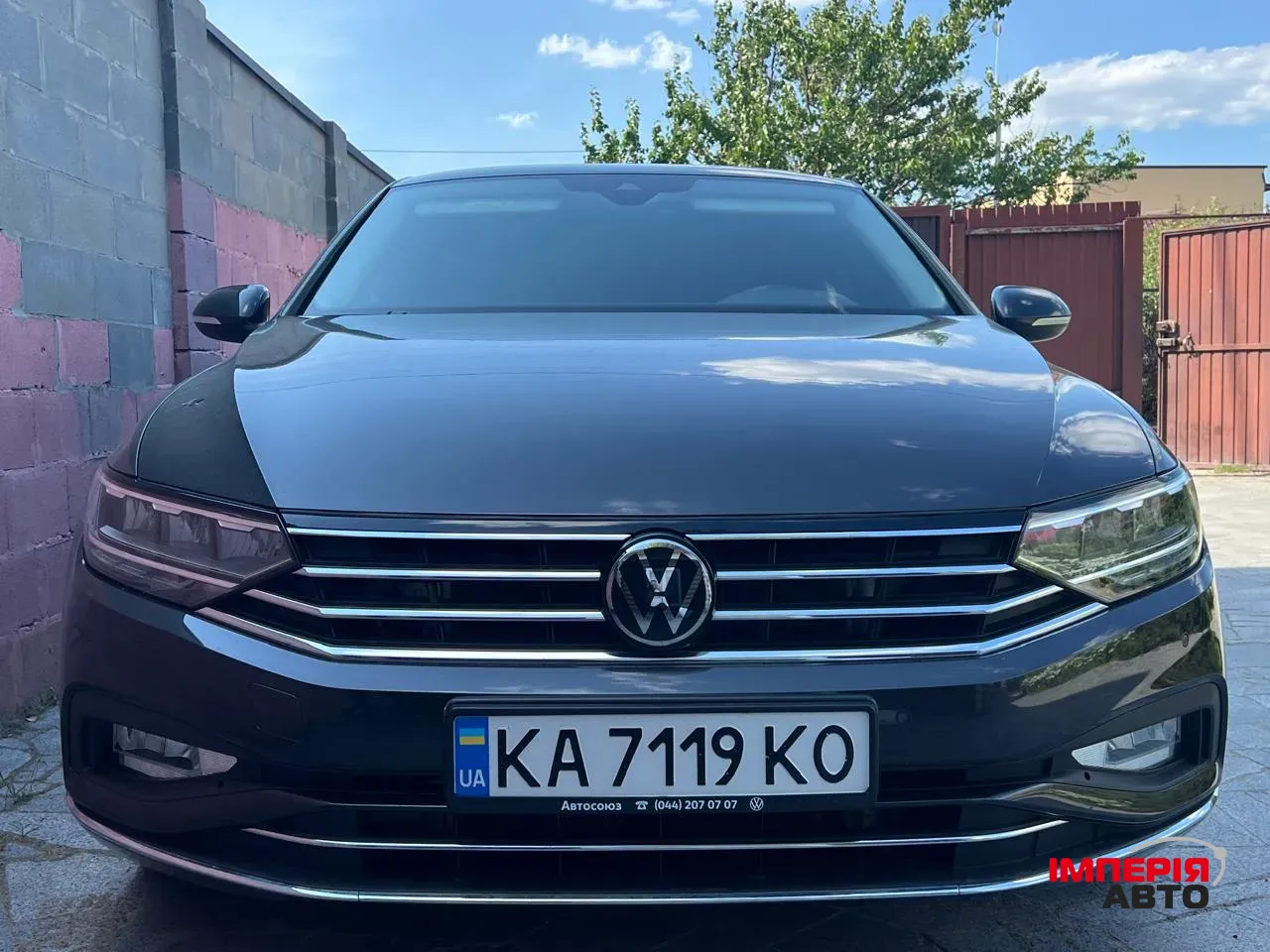 Volkswagen Passat - фото 2