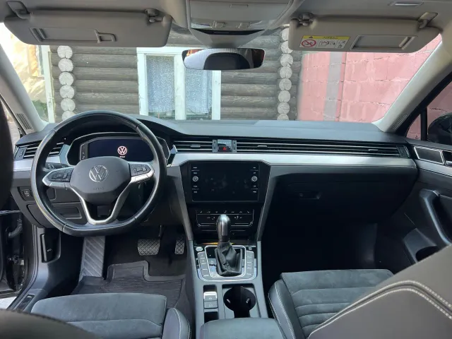 Volkswagen Passat - фото 5