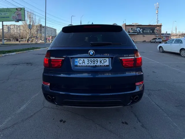 BMW X5 - фото 3