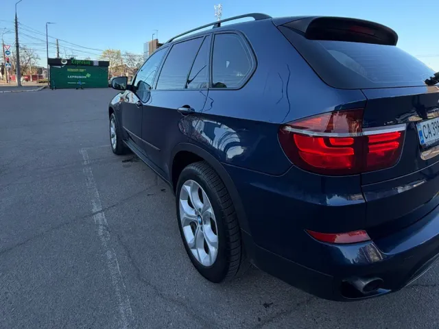 BMW X5 - фото 4