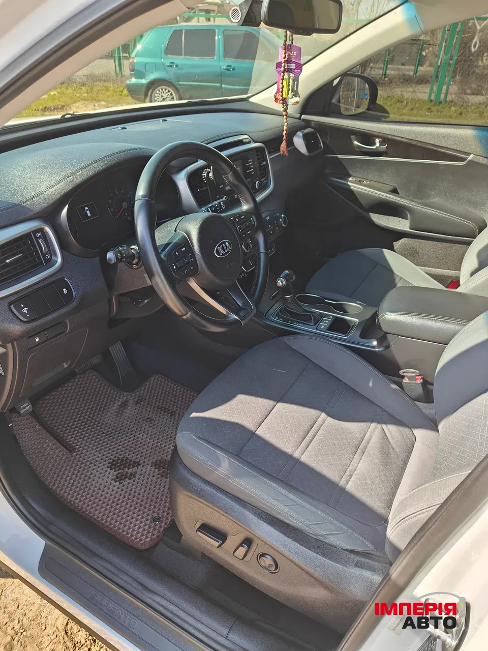 Kia Sorento - фото 15