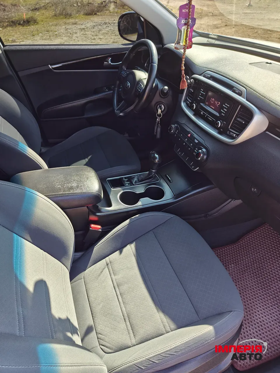 Kia Sorento - фото 16
