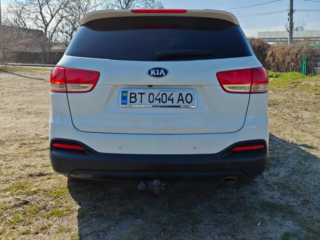 Kia Sorento - фото 5