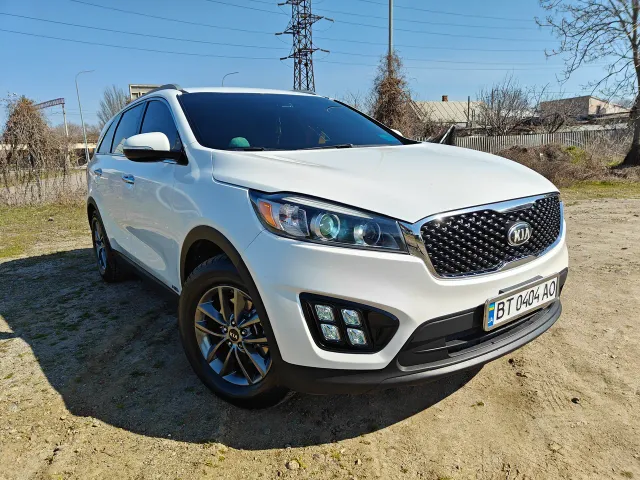 Kia Sorento - фото 1