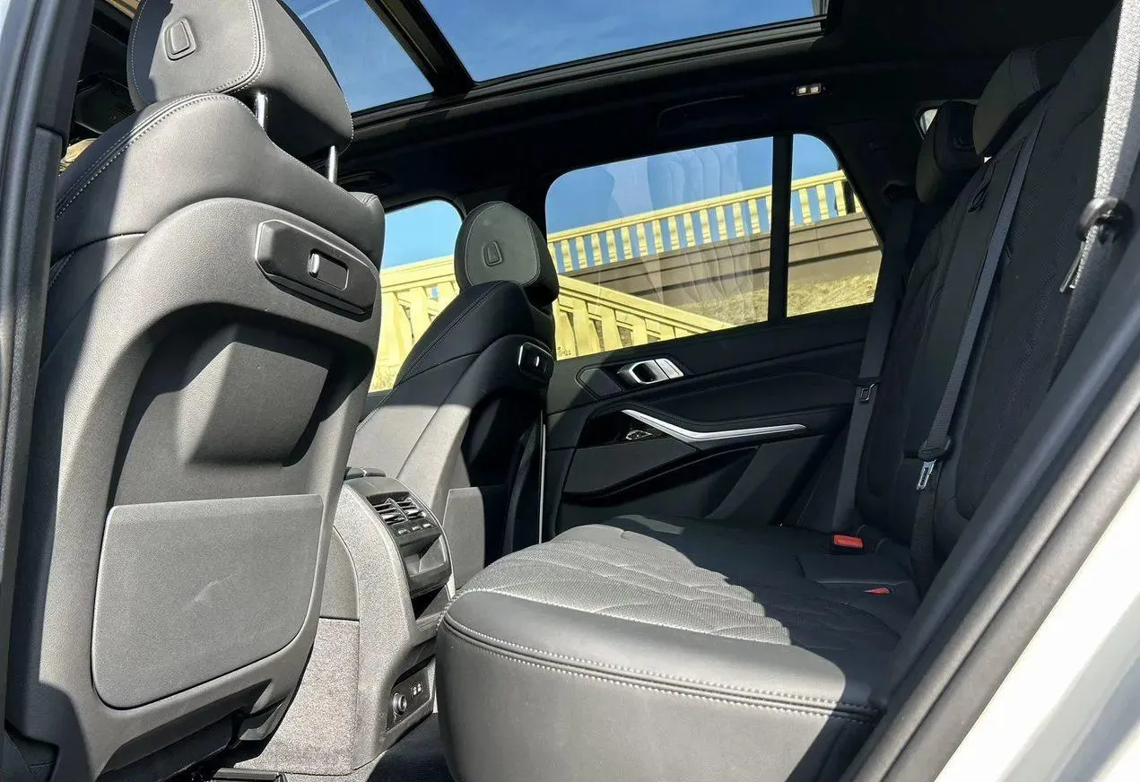 BMW X5 - фото 12