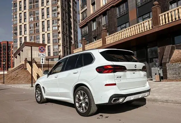 BMW X5 - фото 4