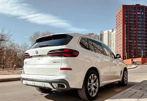 BMW X5 - фото 3