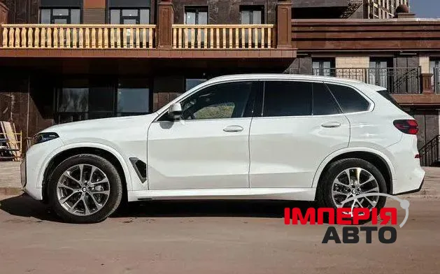 BMW X5 - фото 7