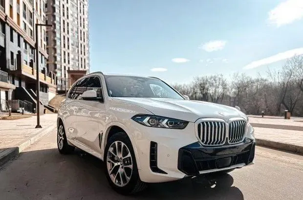 BMW X5 - фото 2
