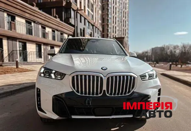 BMW X5 - фото 5