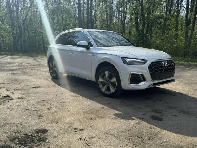 Audi Q5 - фото 2