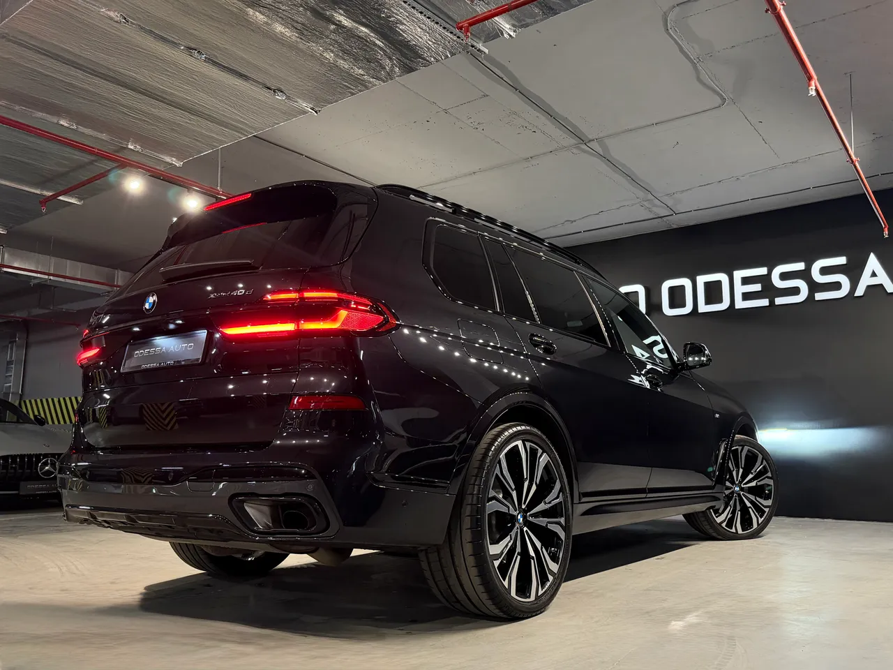 BMW X7 - фото 6