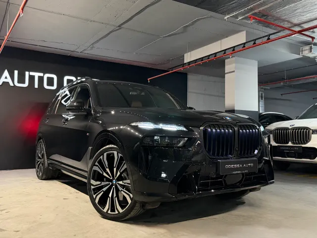 BMW X7 - фото 4
