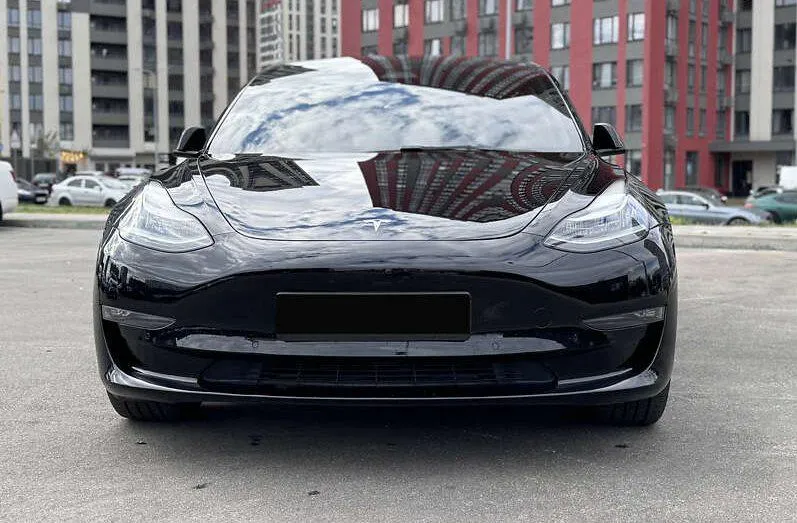 Tesla Model 3 - фото 2