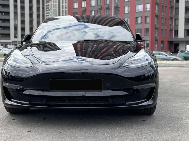Tesla Model 3 - фото 2