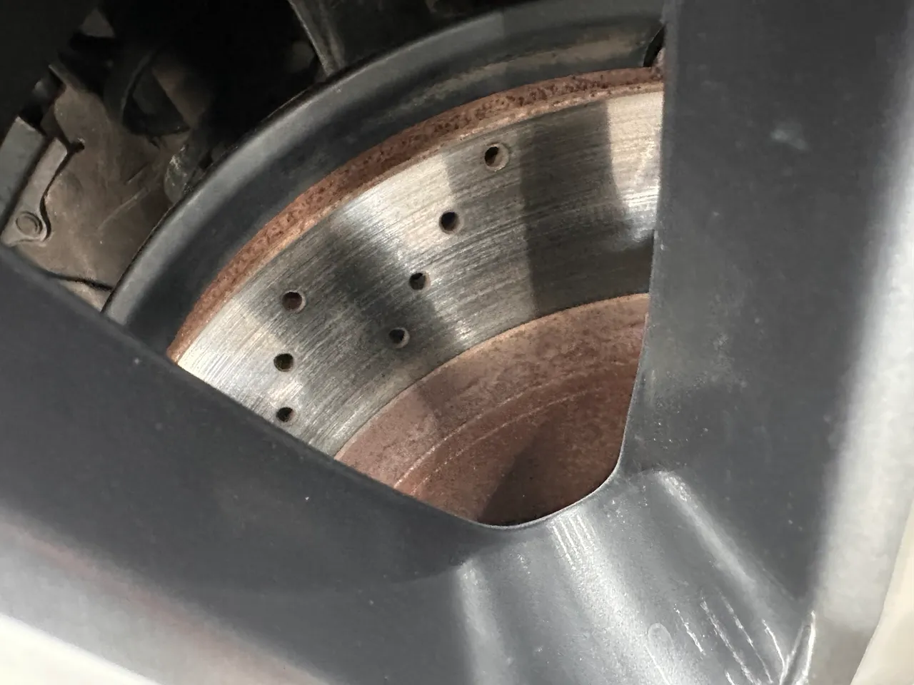 Lexus LX - фото 10