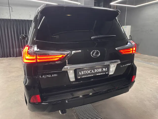 Lexus LX - фото 4