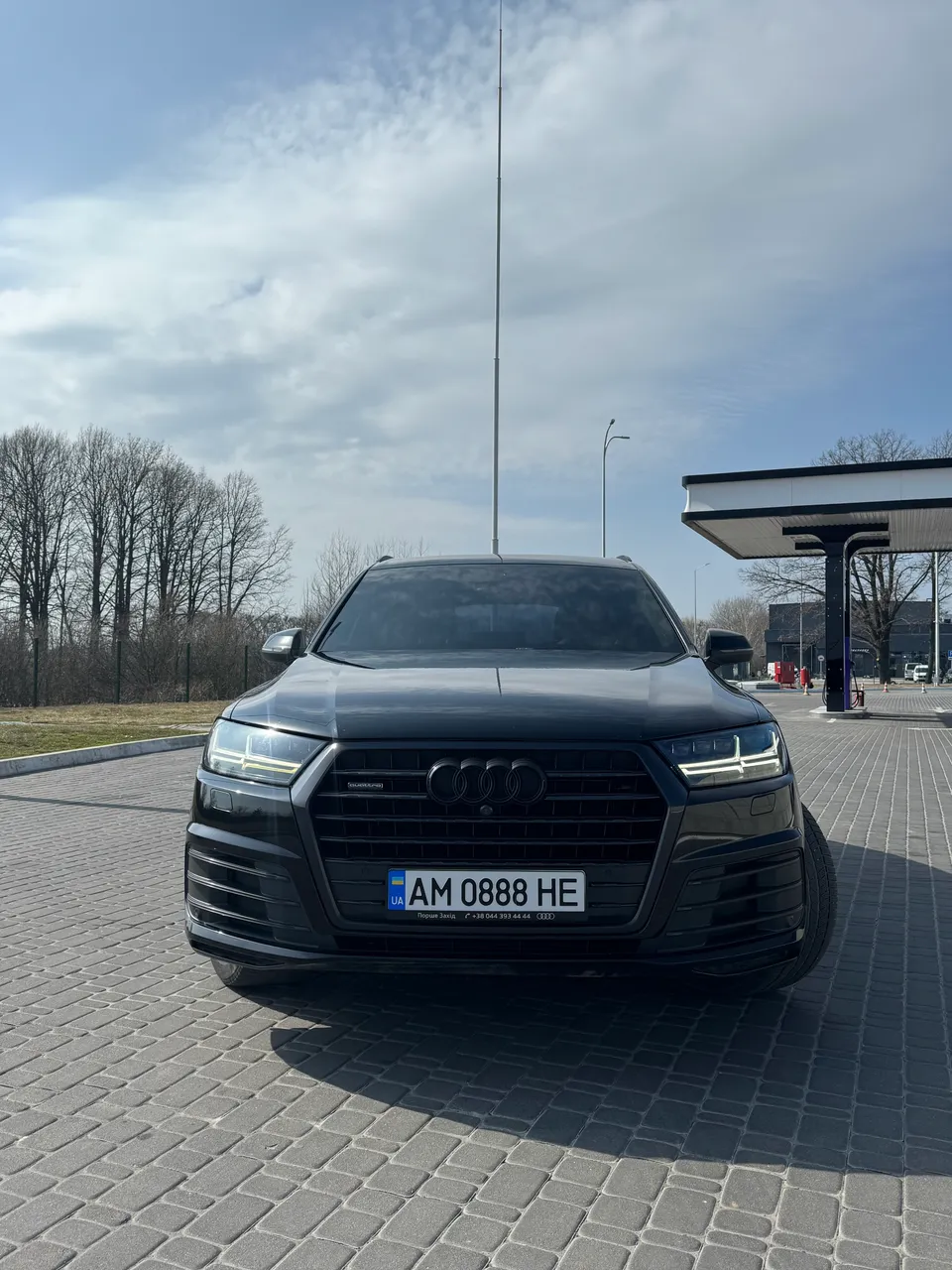 Audi Q7 - фото 3