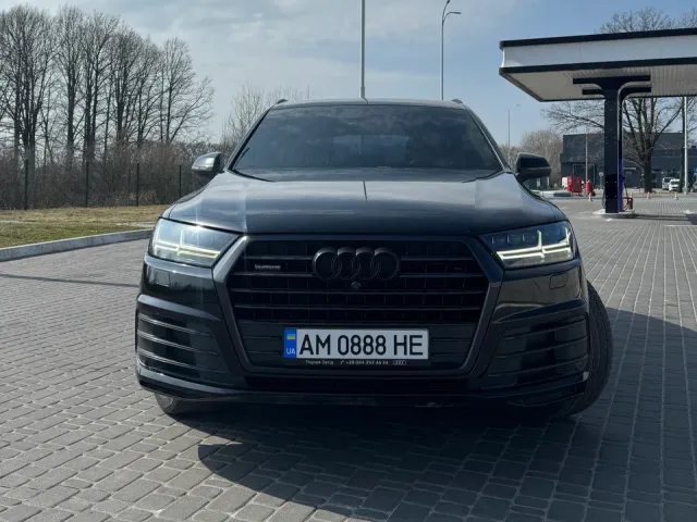 Audi Q7 - фото 3