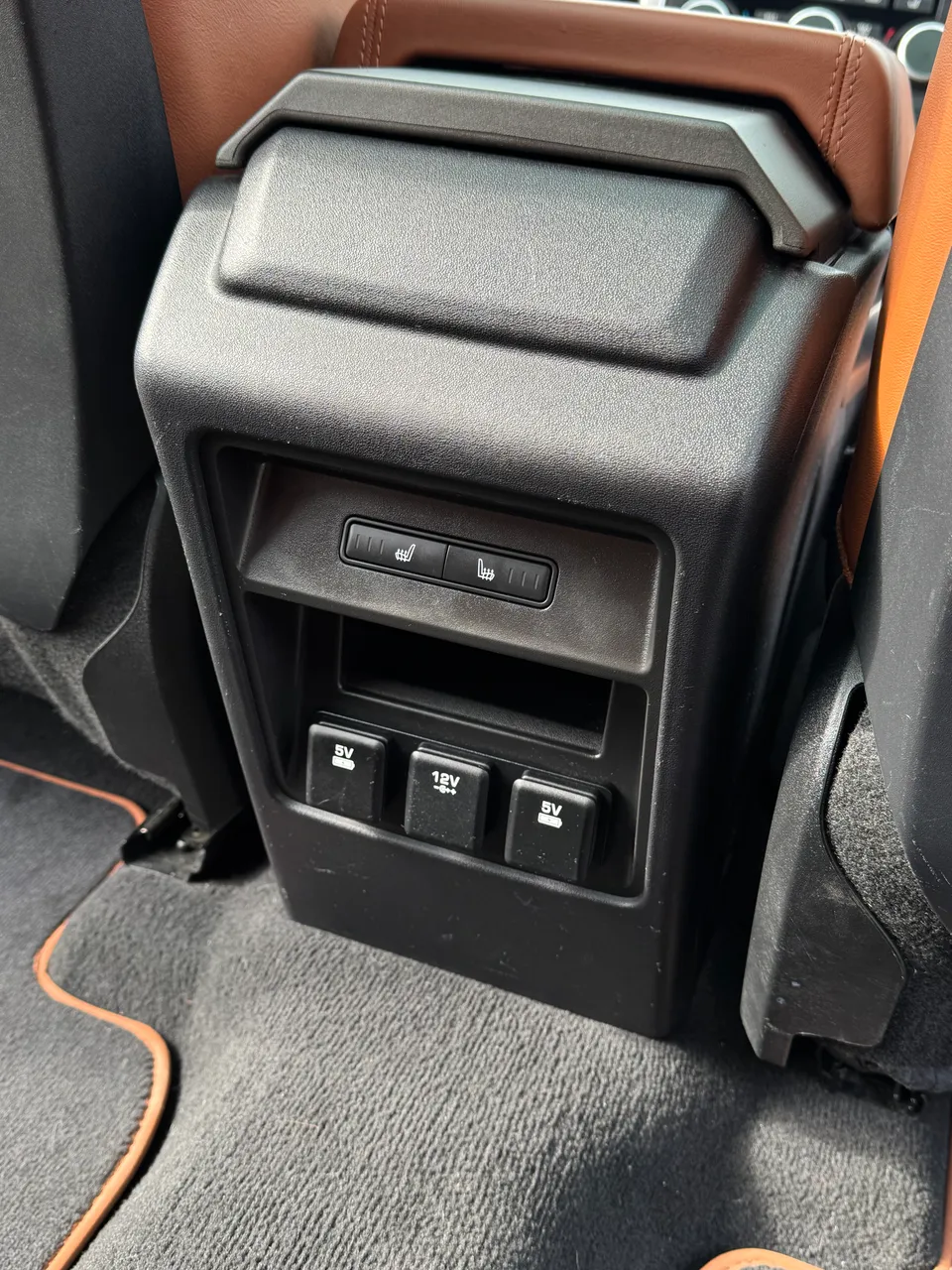 Land Rover Discovery Sport - фото 19