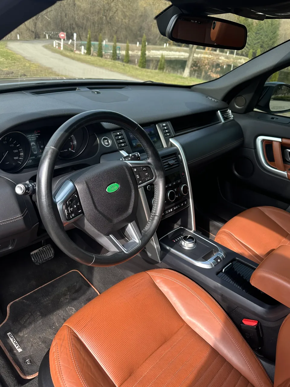 Land Rover Discovery Sport - фото 9