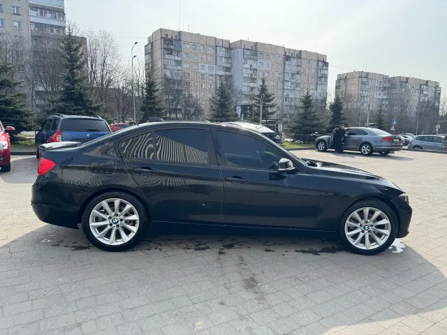 BMW 3 серії - фото 4