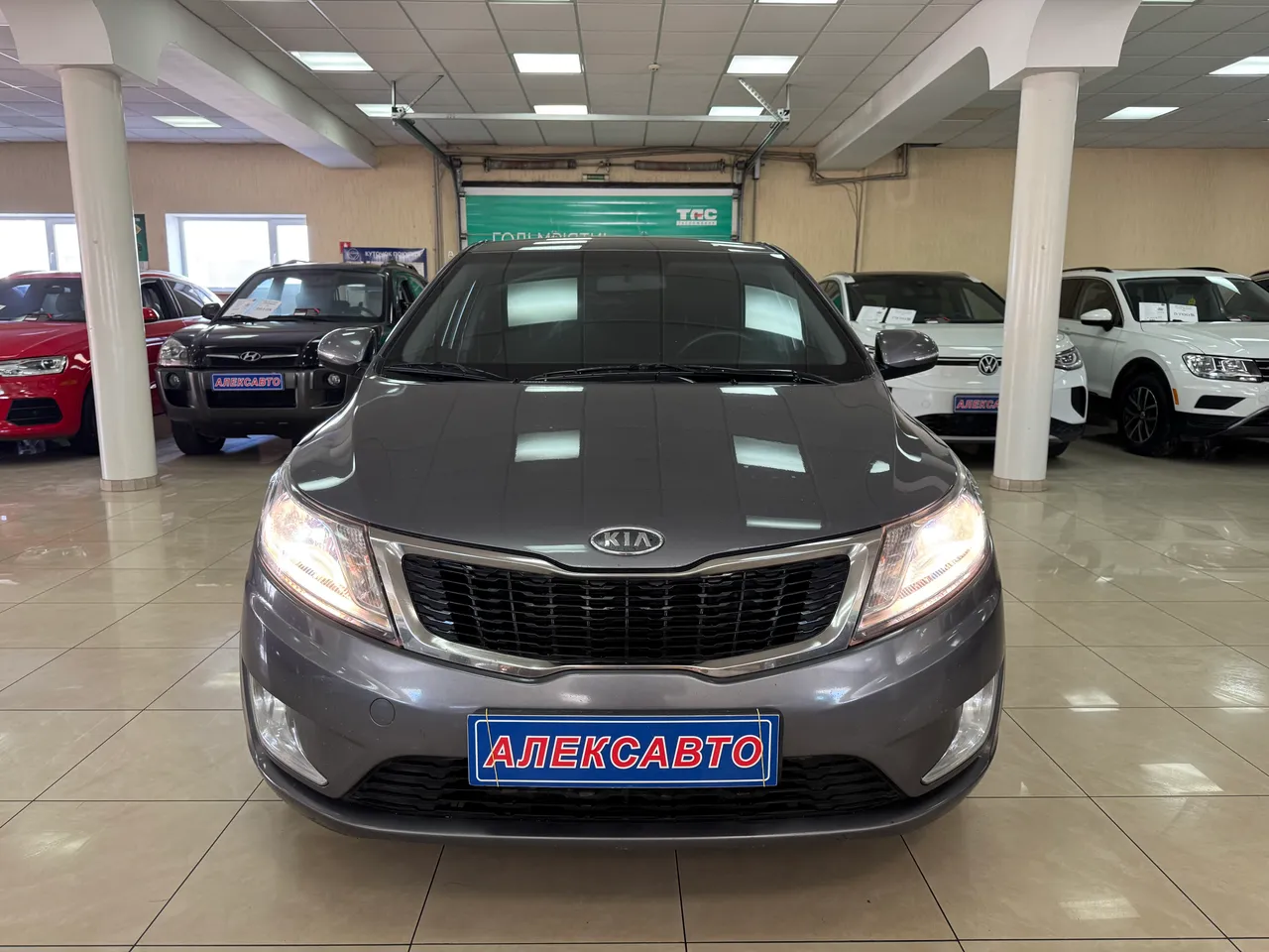 Kia Rio - фото 5