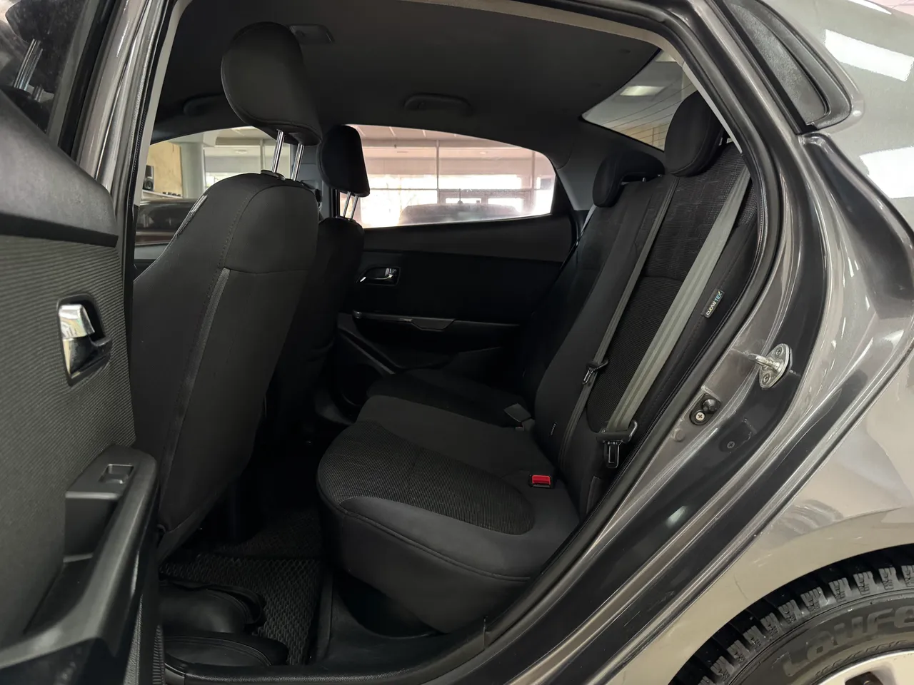 Kia Rio - фото 6