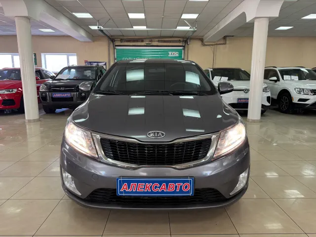 Kia Rio - фото 5
