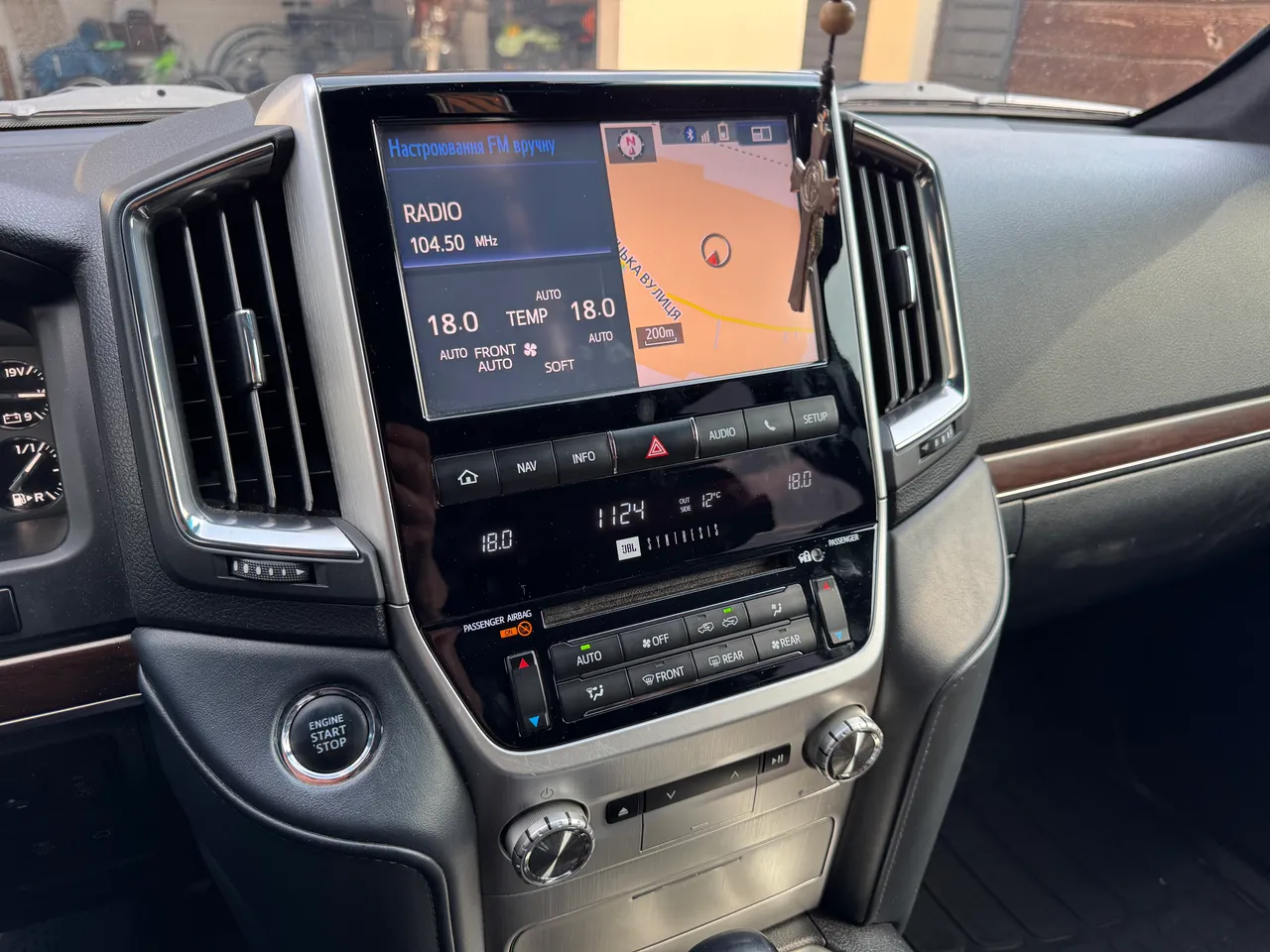 Toyota Land Cruiser - фото 13