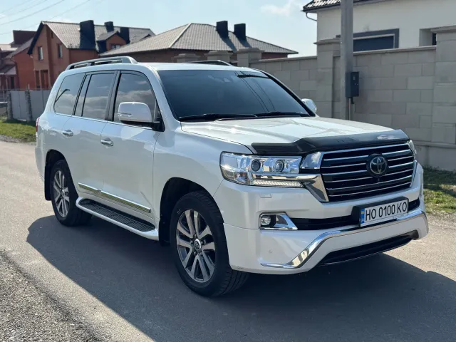 Toyota Land Cruiser - фото 2