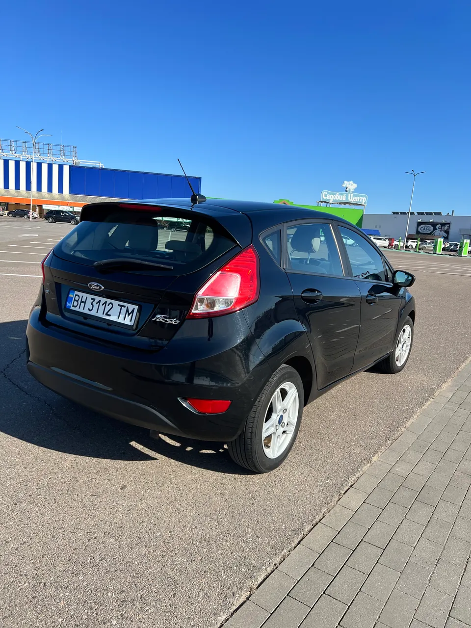 Ford Fiesta - фото 2